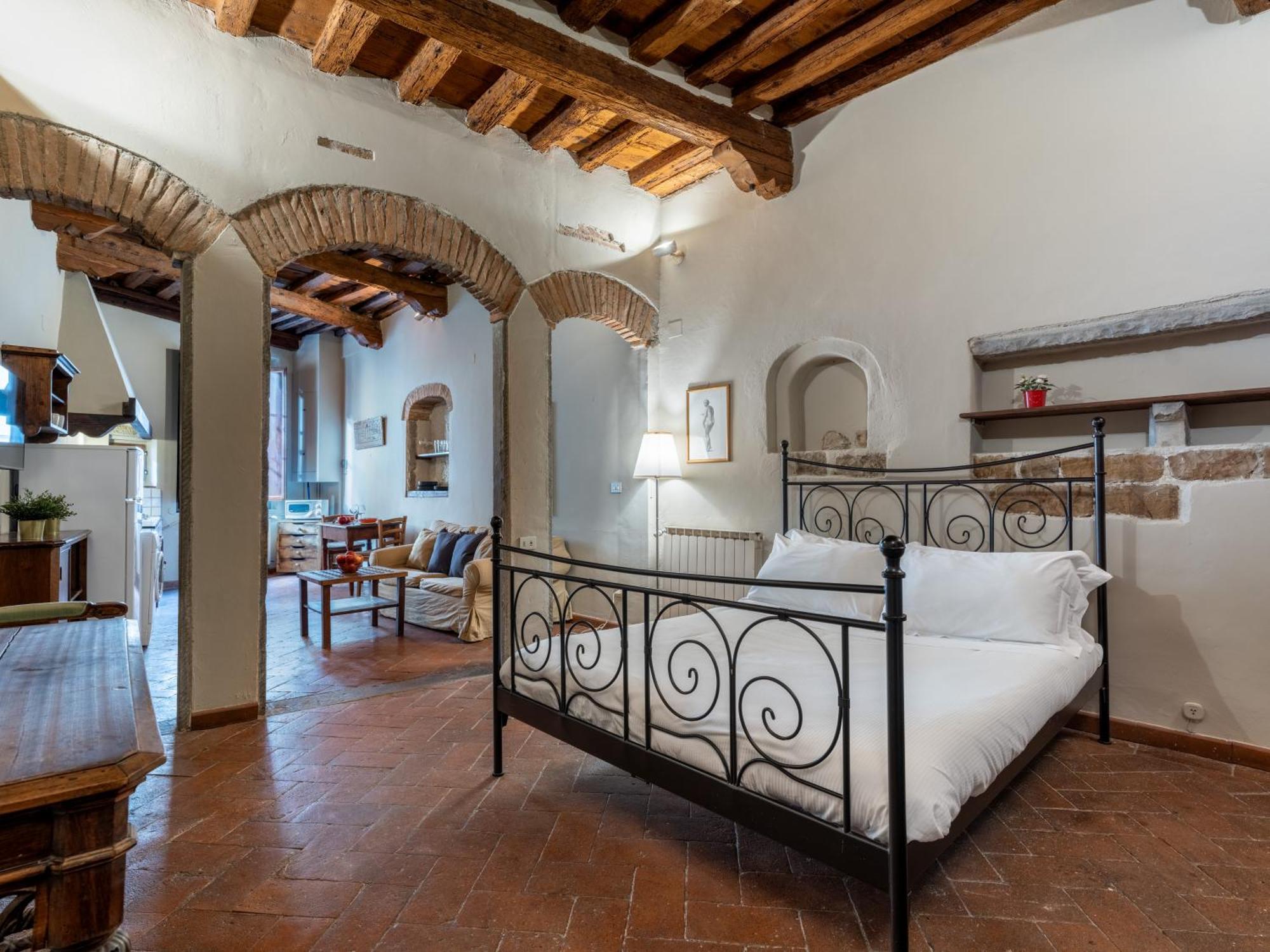 Santa Croce Junior Suite - Dolcevita Holiday Флоренція Екстер'єр фото